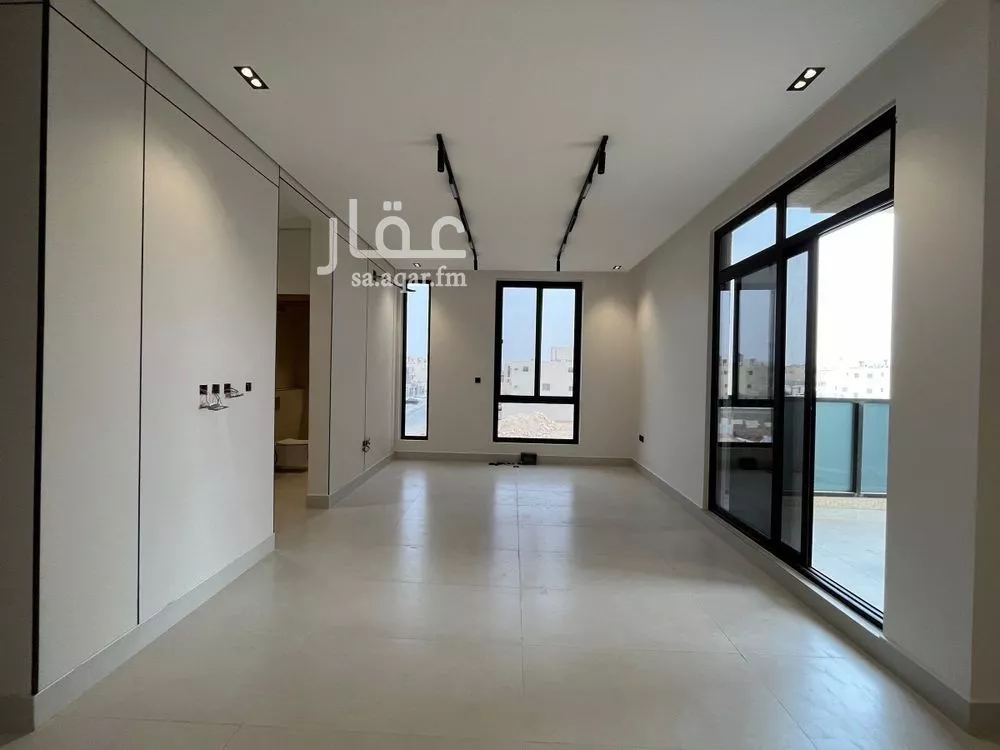 شقة للبيع في شارع حسن الفخري, حي المهدية, مدينة الرياض, منطقة الرياض 1 صورة