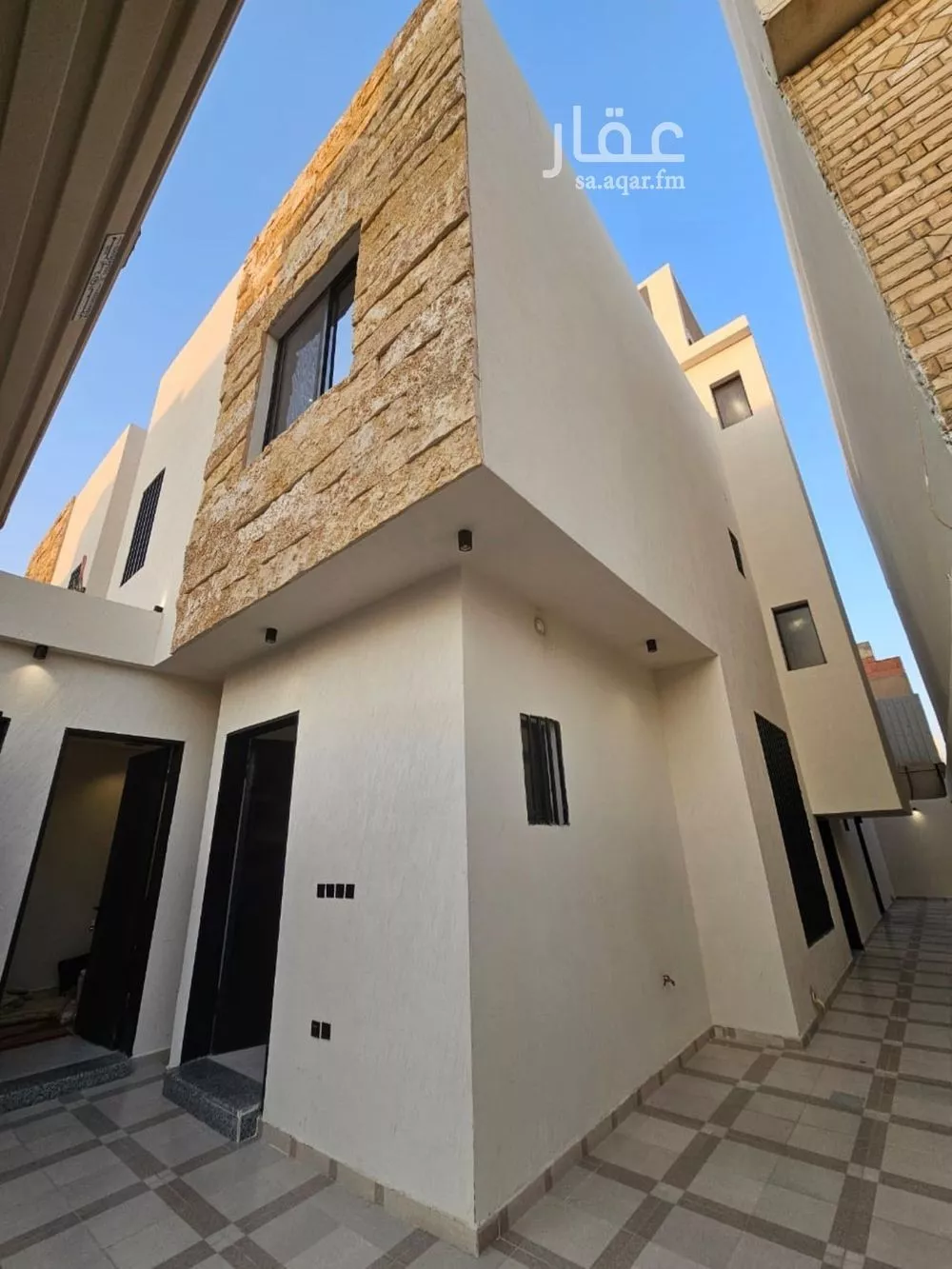 فيلا للبيع في شارع صالح الخزرجي, حي العريجاء, مدينة الرياض, منطقة الرياض 1 صورة