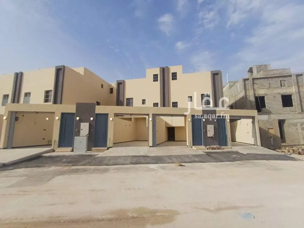 دور للبيع في شارع الامام مسلم الفرعي, حي بدر, مدينة الرياض, منطقة الرياض 1 صورة