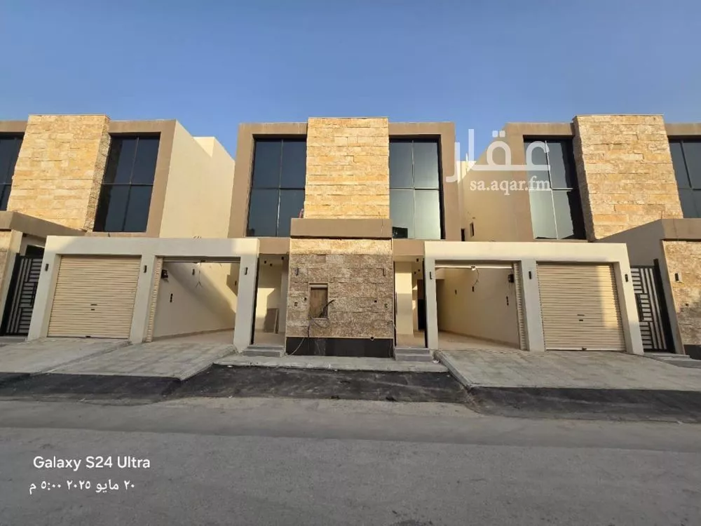دور للبيع في شارع مسلم, حي بدر, مدينة الرياض, منطقة الرياض 1 صورة
