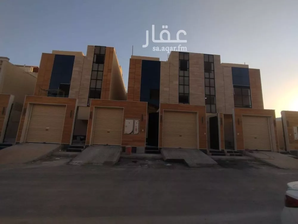 دور للبيع في شارع ابن الجمال, حي طويق, مدينة الرياض, منطقة الرياض 1 صورة