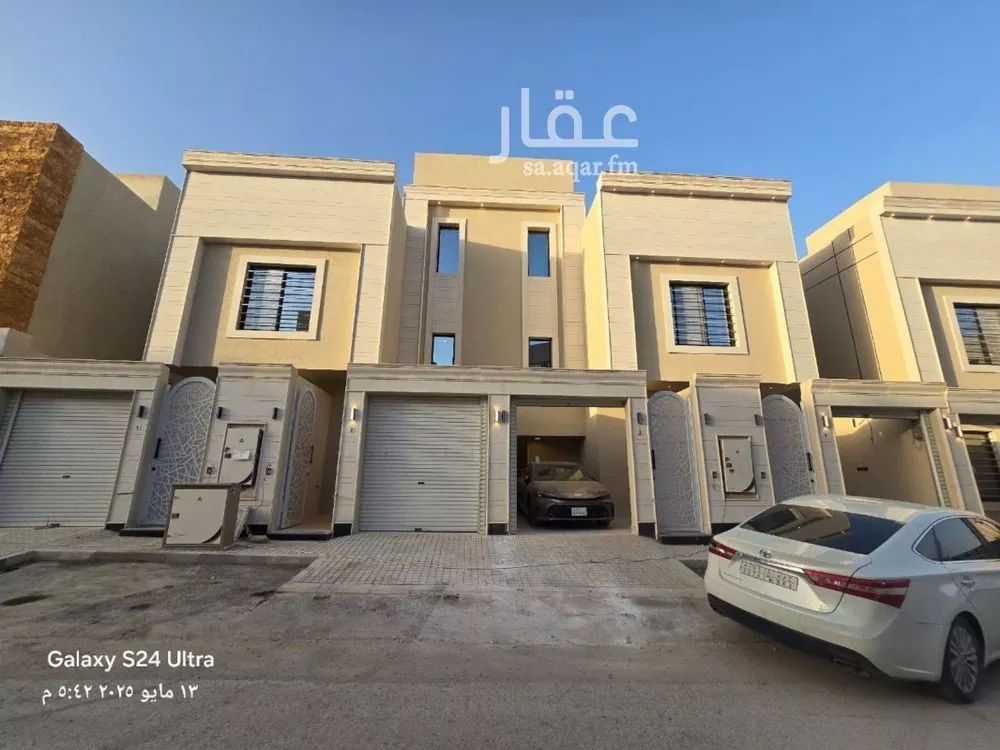 دور للبيع في شارع حسان بن قيس, حي بدر, مدينة الرياض, منطقة الرياض 1 صورة