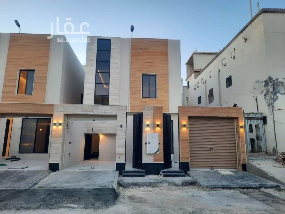 دور للبيع في شارع عبدالملك المدني, حي طويق, مدينة الرياض, منطقة الرياض 1 صورة