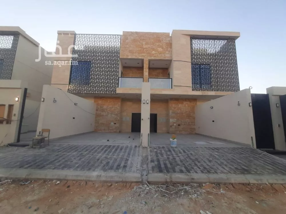 دور للبيع في شارع محمد بن عمر القلشاني, حي طويق, مدينة الرياض, منطقة الرياض 1 صورة