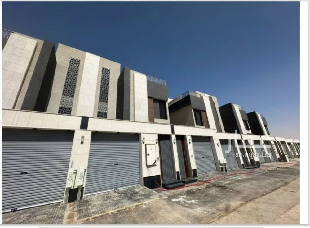 دور للبيع في شارع غسان بن الفضل, حي ديراب, مدينة الرياض, منطقة الرياض 1 صورة