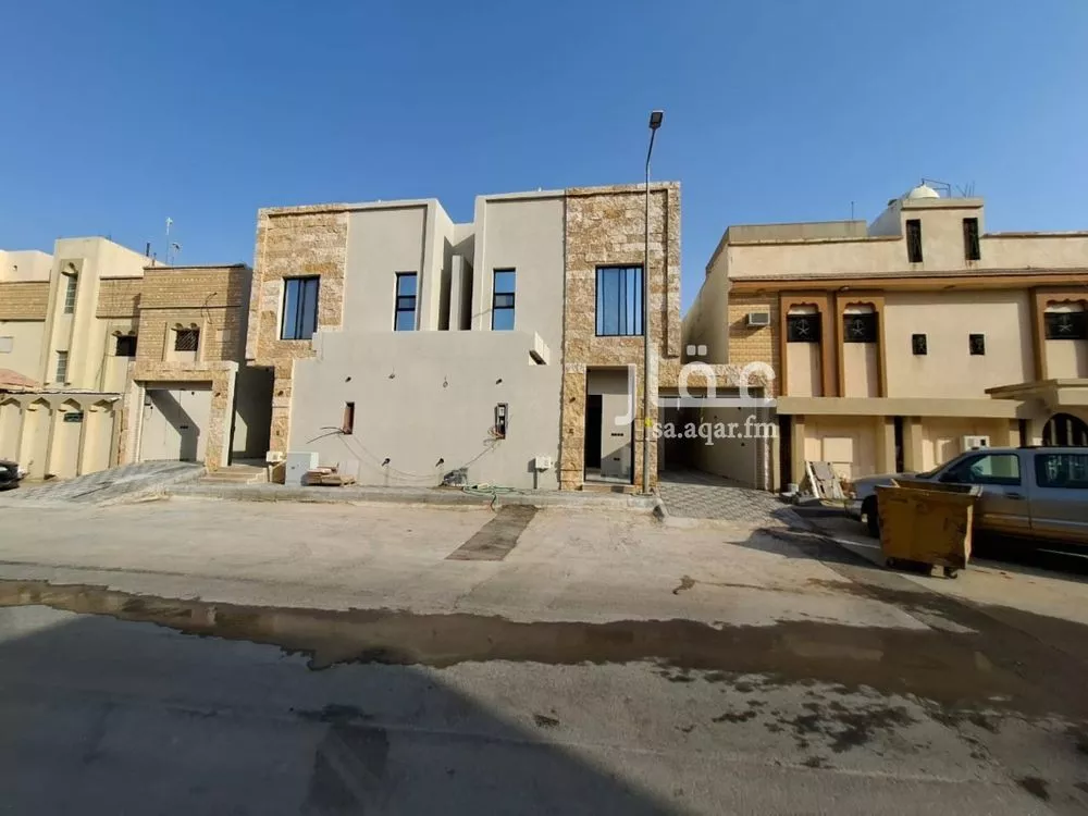 فيلا للبيع في شارع أبي البركات الجمال, حي العريجاء الأوسط, مدينة الرياض, منطقة الرياض 1 صورة