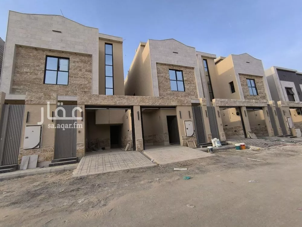 دور للبيع في شارع حسن القرشي الأموي, حي طويق, مدينة الرياض, منطقة الرياض 1 صورة