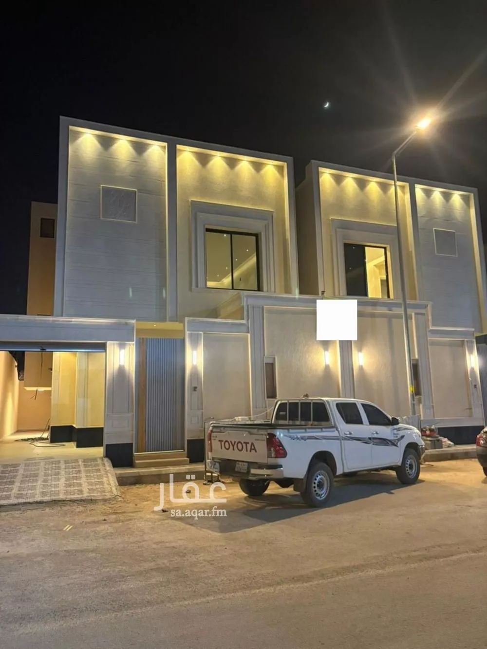 فيلا للبيع في شارع أبي الفضائل اللخمي, حي العريجاء الغربي, مدينة الرياض, منطقة الرياض 1 صورة