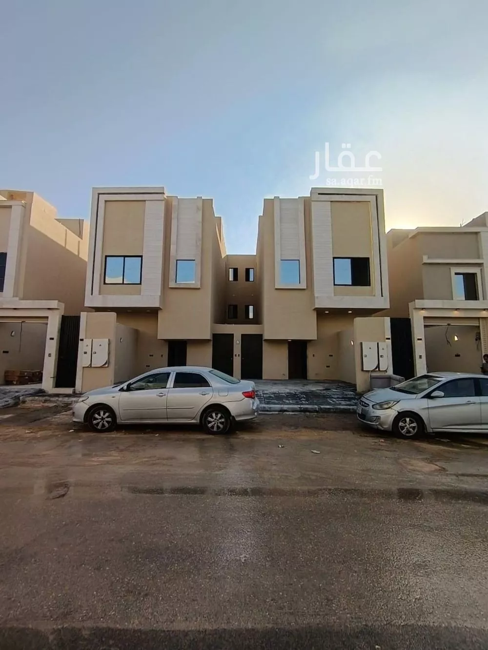 دور للبيع في حي عكاظ, مدينة الرياض, منطقة الرياض 1 صورة