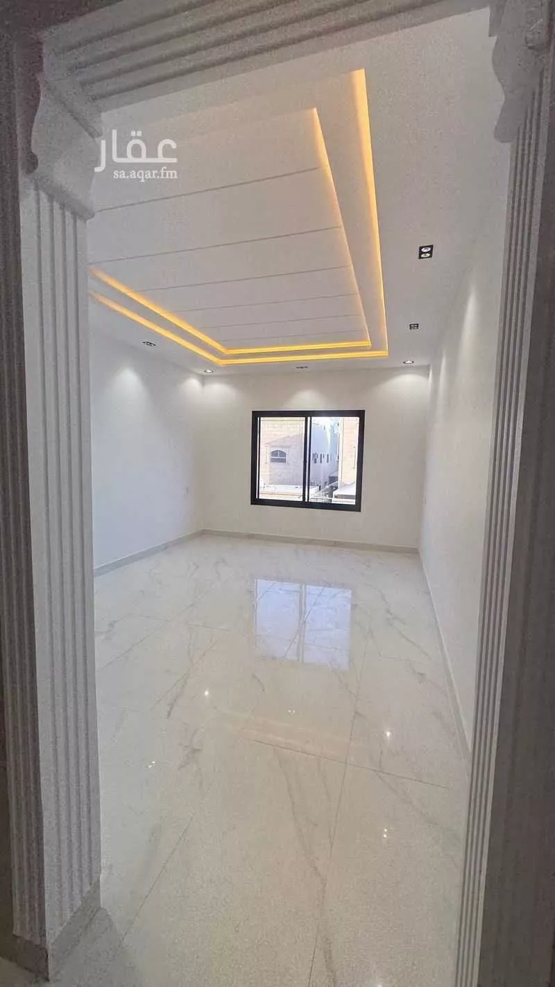 دور للبيع في شارع رقم 16, حي العزيزية, مدينة الرياض, منطقة الرياض 1 صورة