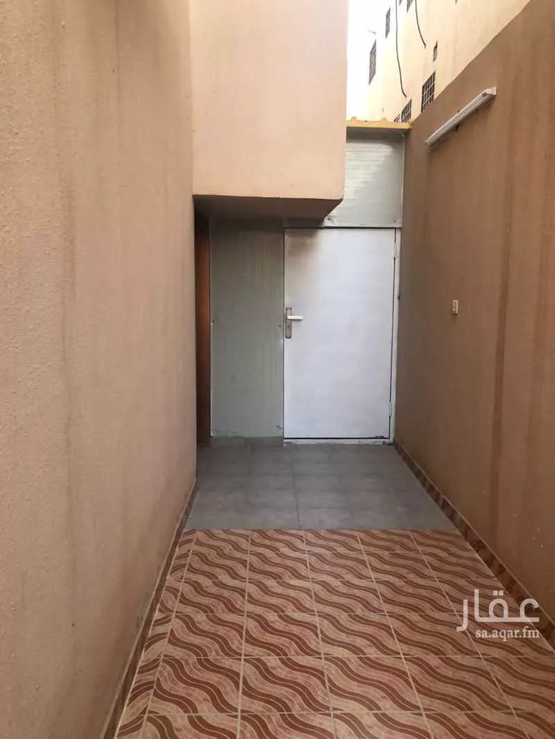 غرفة للإيجار في شارع محمد بن المنذر, حي إشبيلية, مدينة الرياض, منطقة الرياض 1 صورة