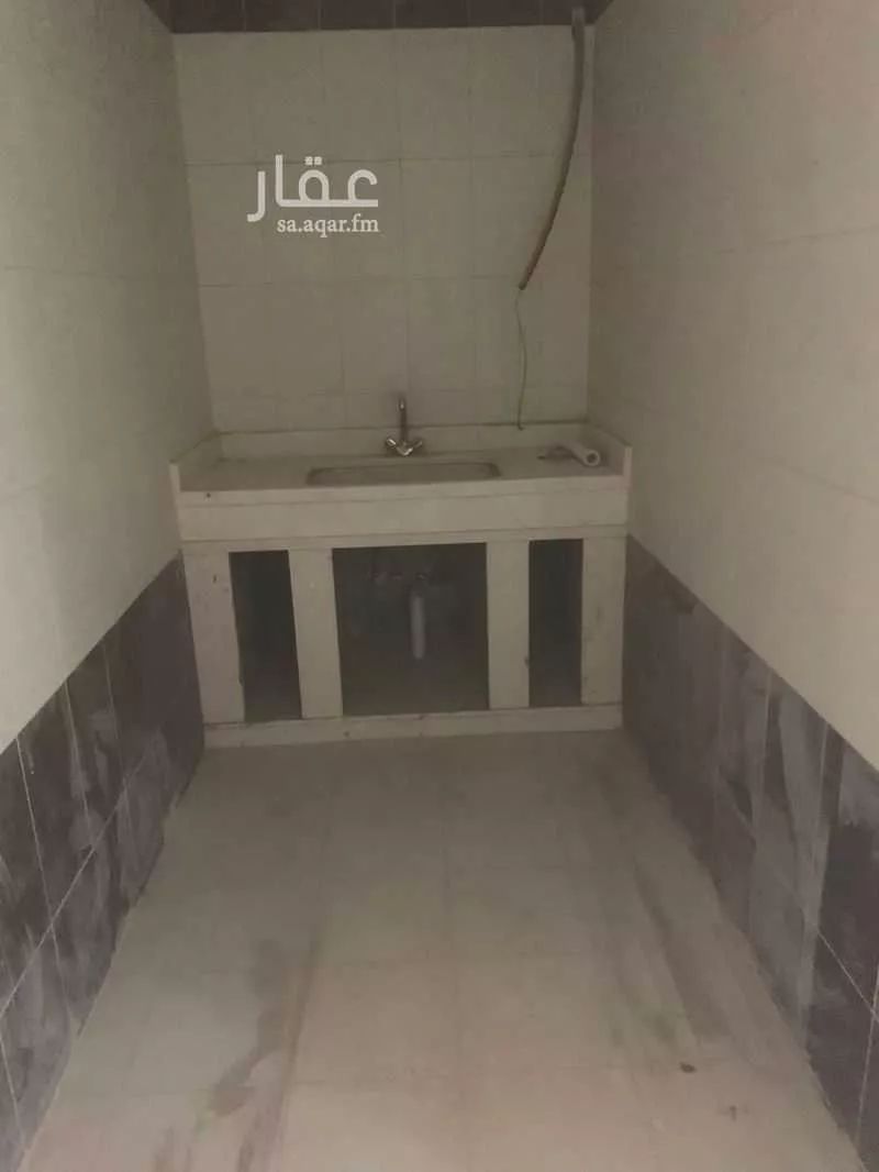 شقة للإيجار في شارع ابو بكر الصديق, حي محاسن ارامكو الثاني, مدينة الاحساء, المنطقة الشرقية 1 صورة
