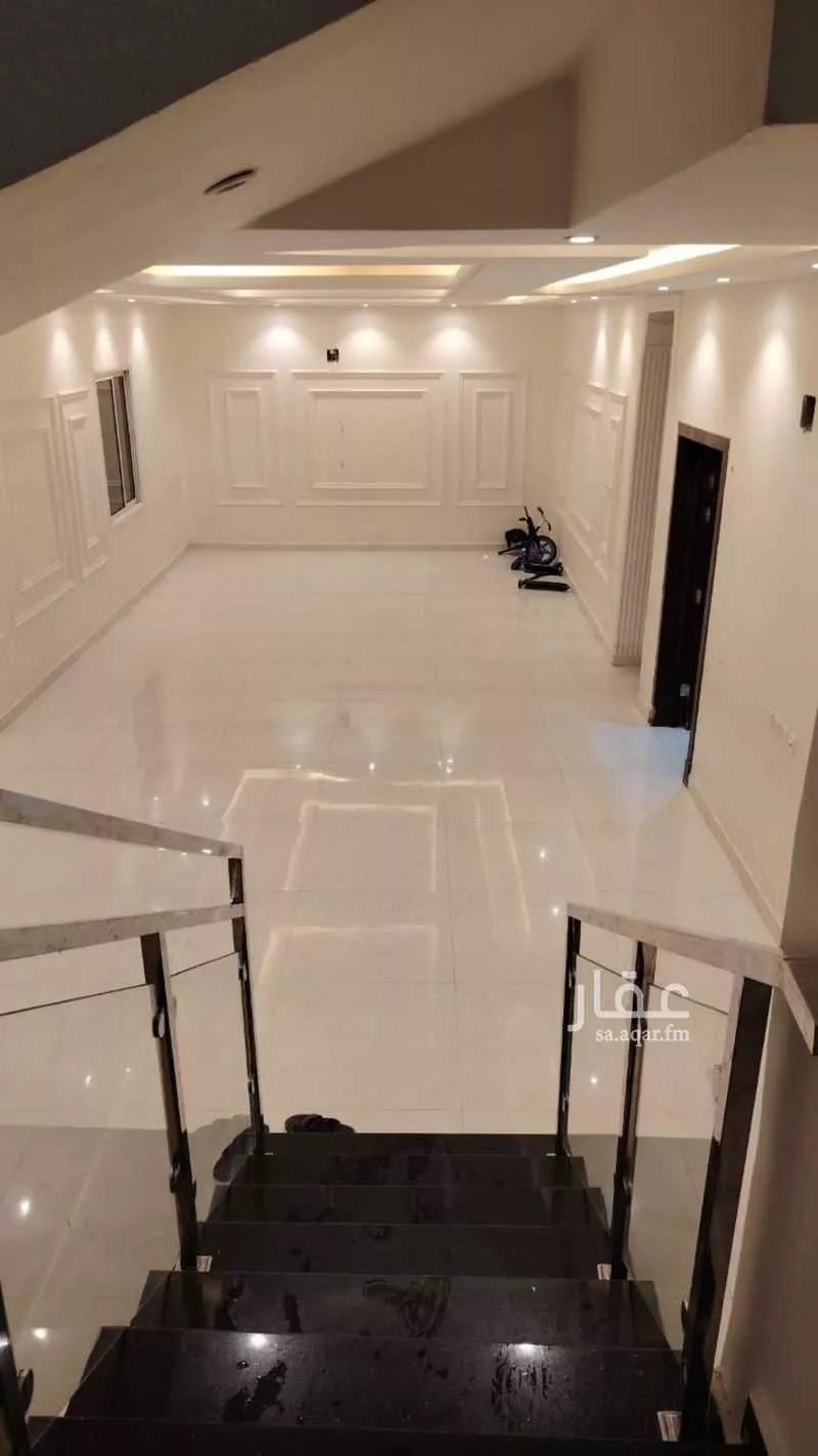 فيلا للإيجار في شارع إبراهيم بن إدريس المالكي, حي الرمال, مدينة الرياض, منطقة الرياض 1 صورة