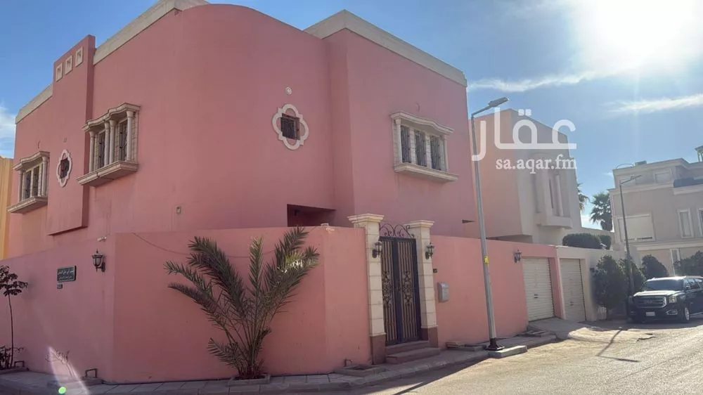 فيلا للبيع في شارع حابس بن ربيعة, حي المعذر الشمالي, مدينة الرياض, منطقة الرياض 1 صورة