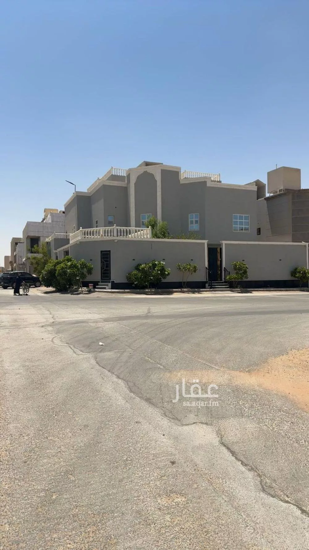 فيلا للبيع في شارع ابن المهاجر, حي المهدية, مدينة الرياض, منطقة الرياض 1 صورة