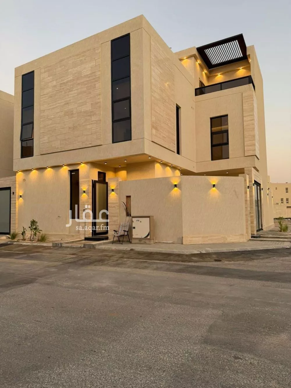 فيلا للبيع في شارع مليح بن طريف, حي المهدية, مدينة الرياض, منطقة الرياض 1 صورة