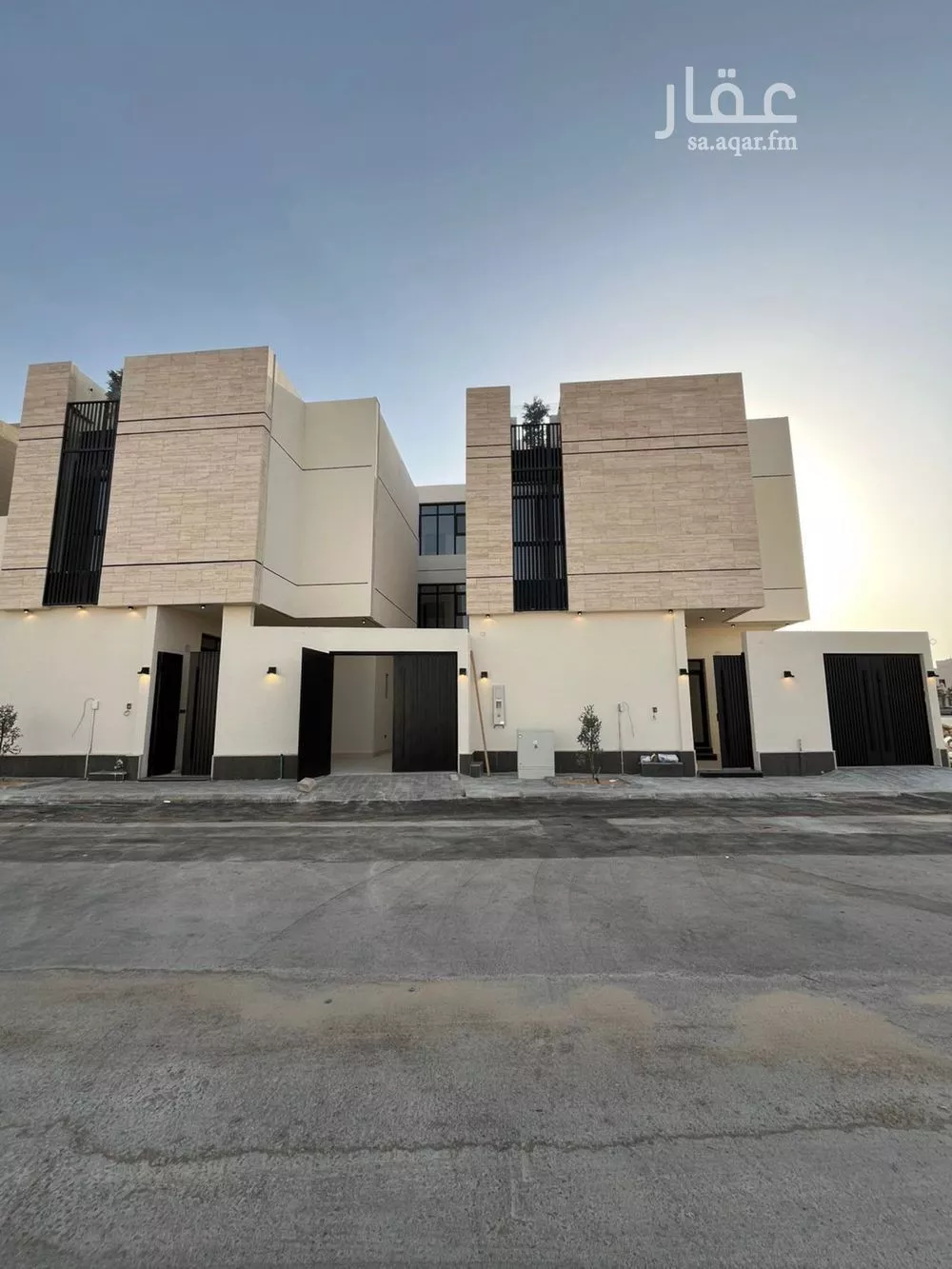 فيلا للبيع في شارع عبدالقادر بن عبدالوارث, حي المهدية, مدينة الرياض, منطقة الرياض 1 صورة