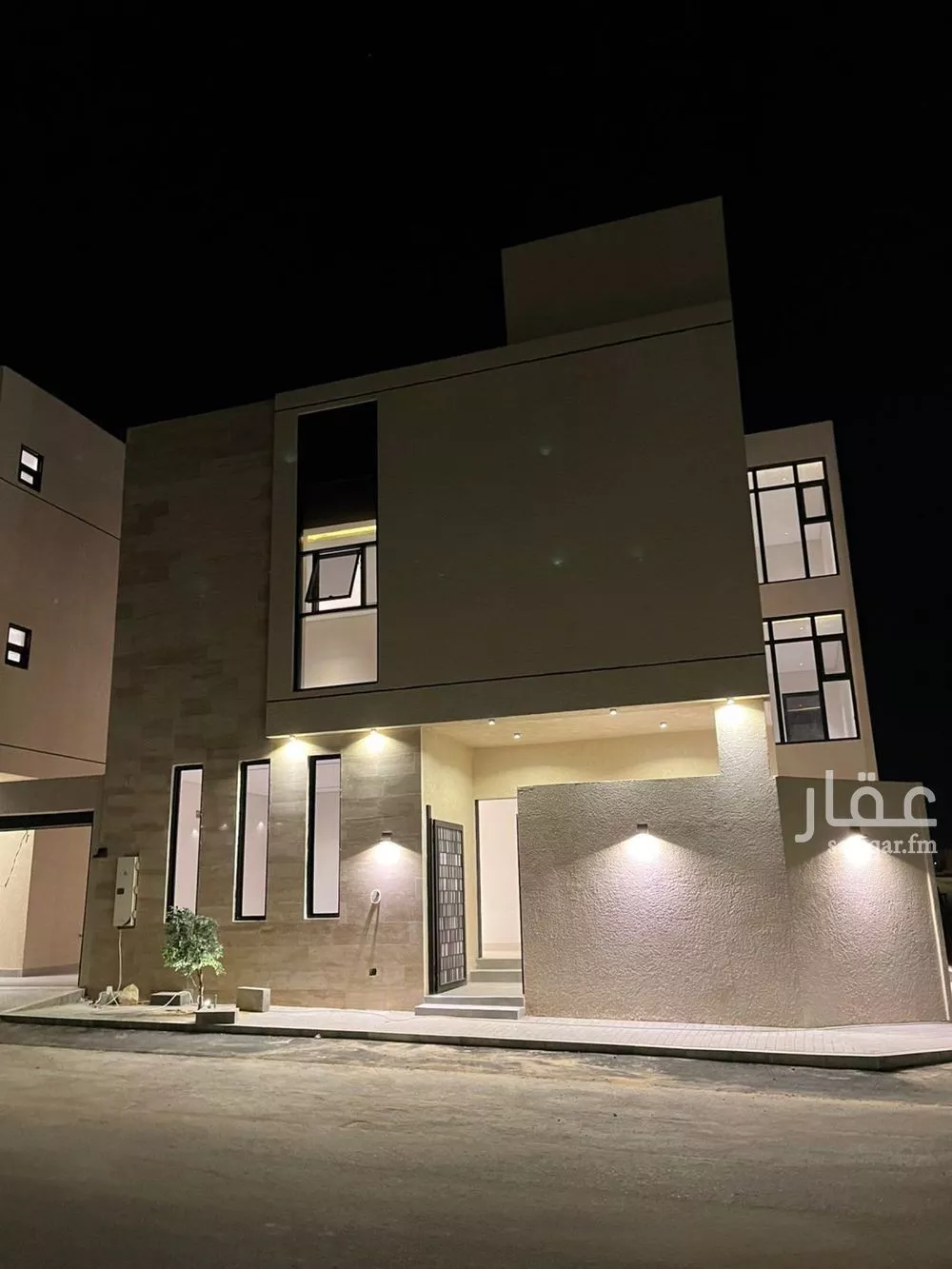 فيلا للبيع في شارع إبراهيم بن علي بن علوي, حي المهدية, مدينة الرياض, منطقة الرياض 1 صورة