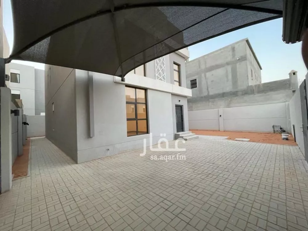 فيلا للبيع في شارع أحمد بن الصيرفي ، حي مطار الملك خالد الدولي ، الرياض ، منطقة الرياض 1 صورة