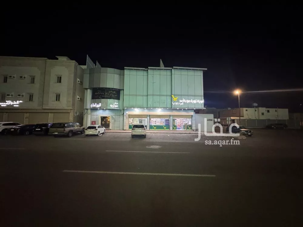 عمارة للإيجار في شارع عمرو ابن عبيدالله الحضرمي, حي الدفاع, مدينة المدينه المنوره, منطقة المدينة المنورة 1 صورة
