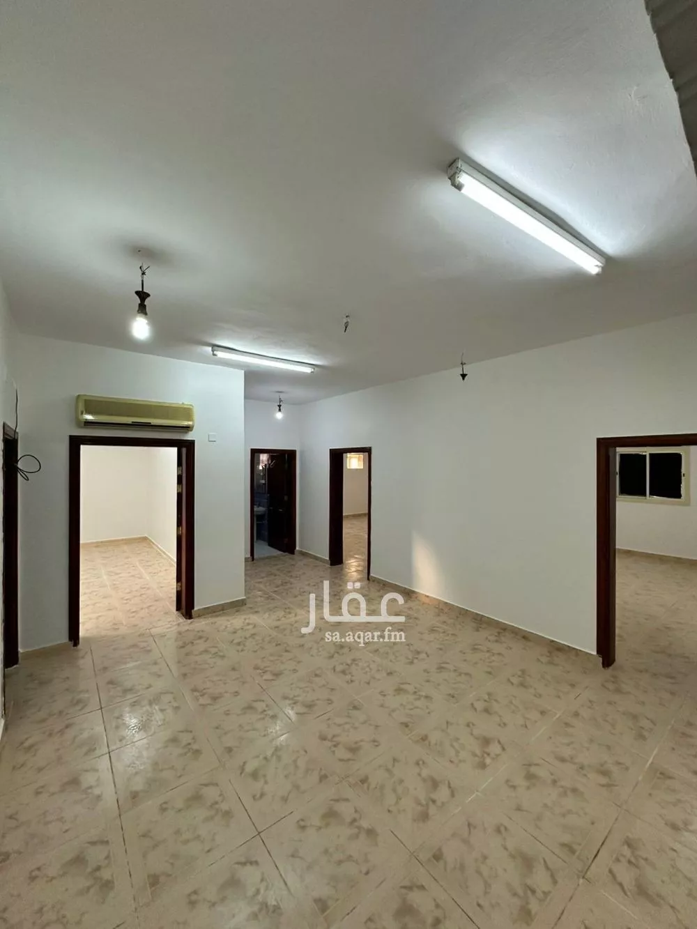 شقة للإيجار في شارع عبدالله ابن ربيعة, حي وادي مذينب, مدينة المدينه المنوره, منطقة المدينة المنورة 1 صورة