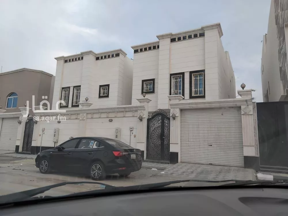 فيلا للبيع في شارع جازان, حي ضاحية الملك فهد, مدينة الدمام, المنطقة الشرقية 1 صورة