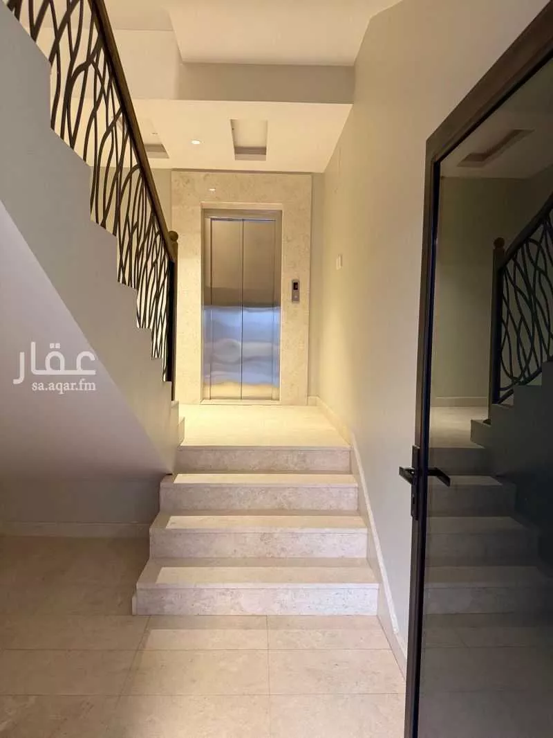 دور للبيع في شارع أحمد بن محمد الذهبي, حي العارض, مدينة الرياض, منطقة الرياض 1 صورة