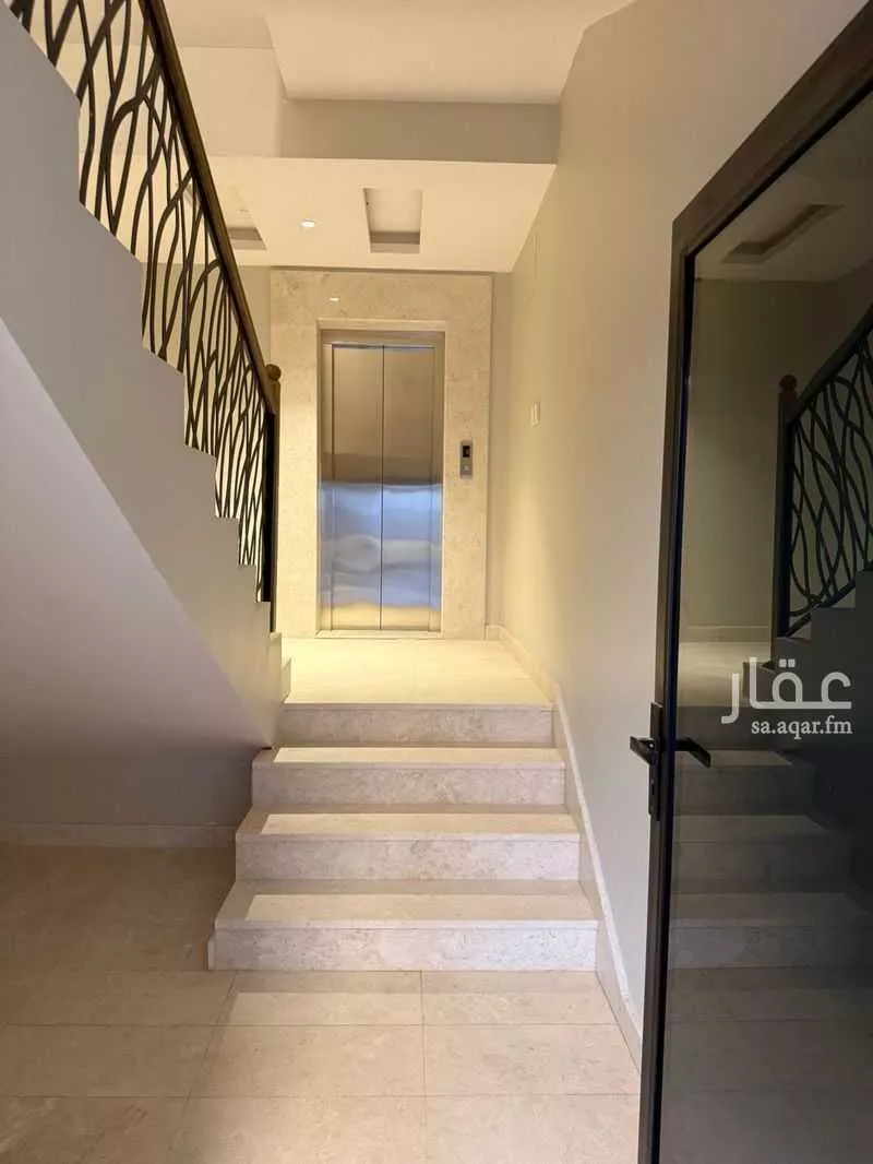 دور للبيع في شارع أحمد بن محمد الذهبي, حي العارض, مدينة الرياض, منطقة الرياض 1 صورة