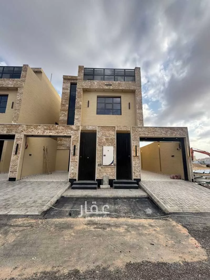 دور للبيع في شارع عبدالرحمن بن عبدالله الفتني, حي طويق, مدينة الرياض, منطقة الرياض 1 صورة