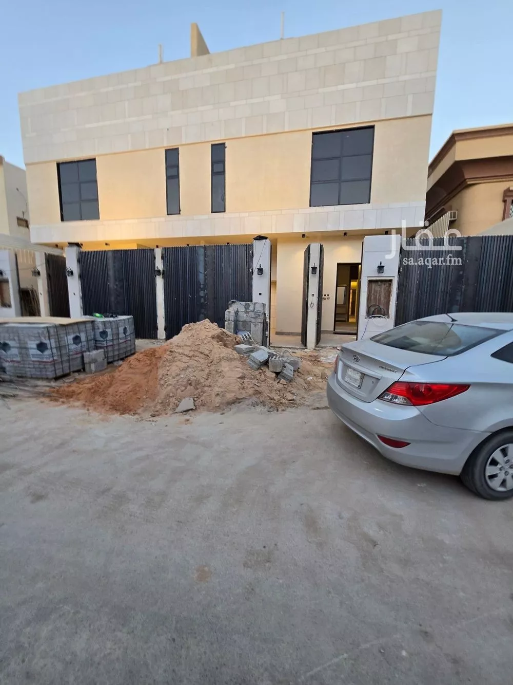 فيلا للبيع في شارع الشويمس, حي الزهرة, مدينة الرياض, منطقة الرياض 1 صورة