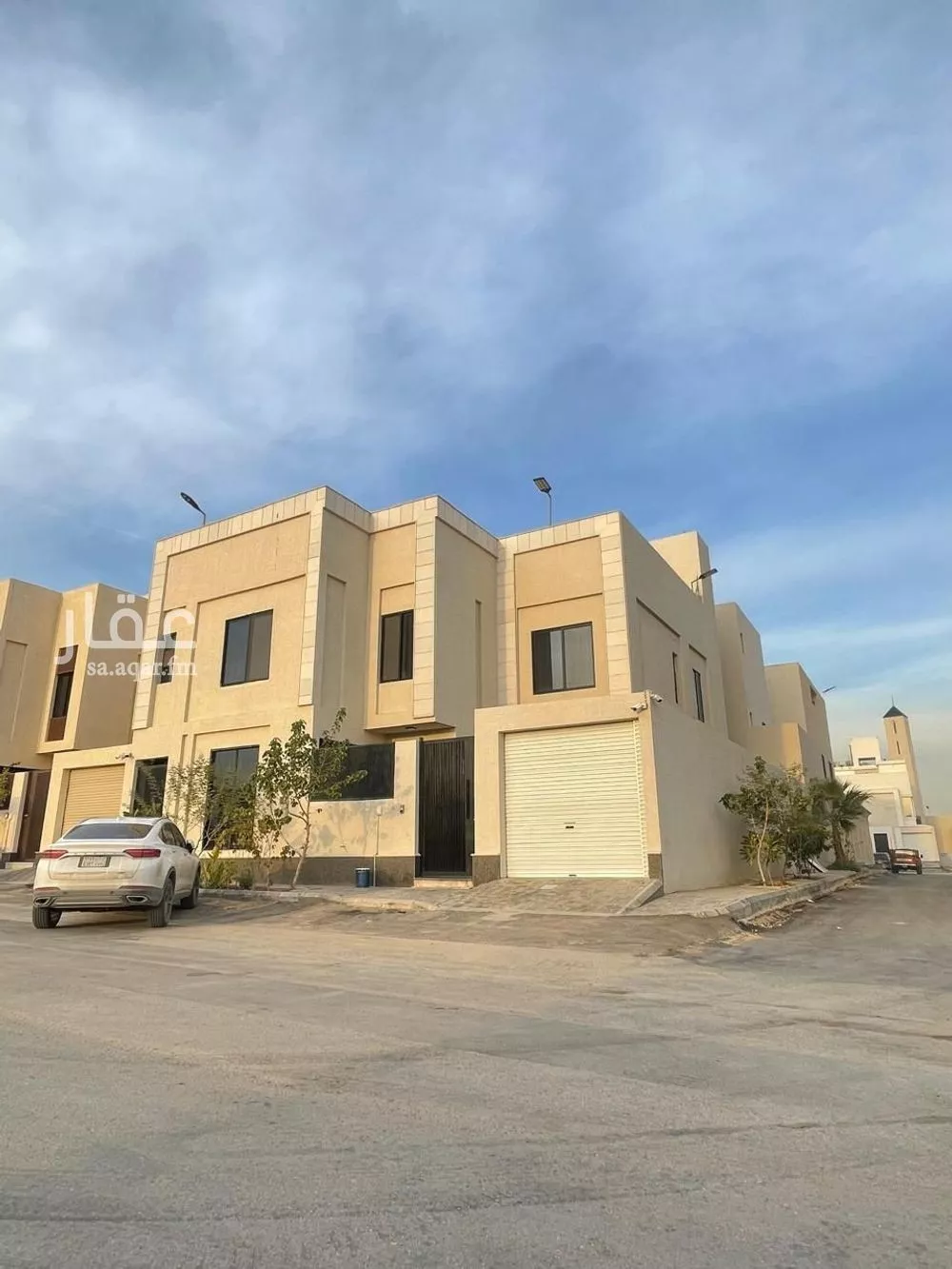 فيلا للبيع في شارع أبي موسى المديني, حي المهدية, مدينة الرياض, منطقة الرياض 1 صورة