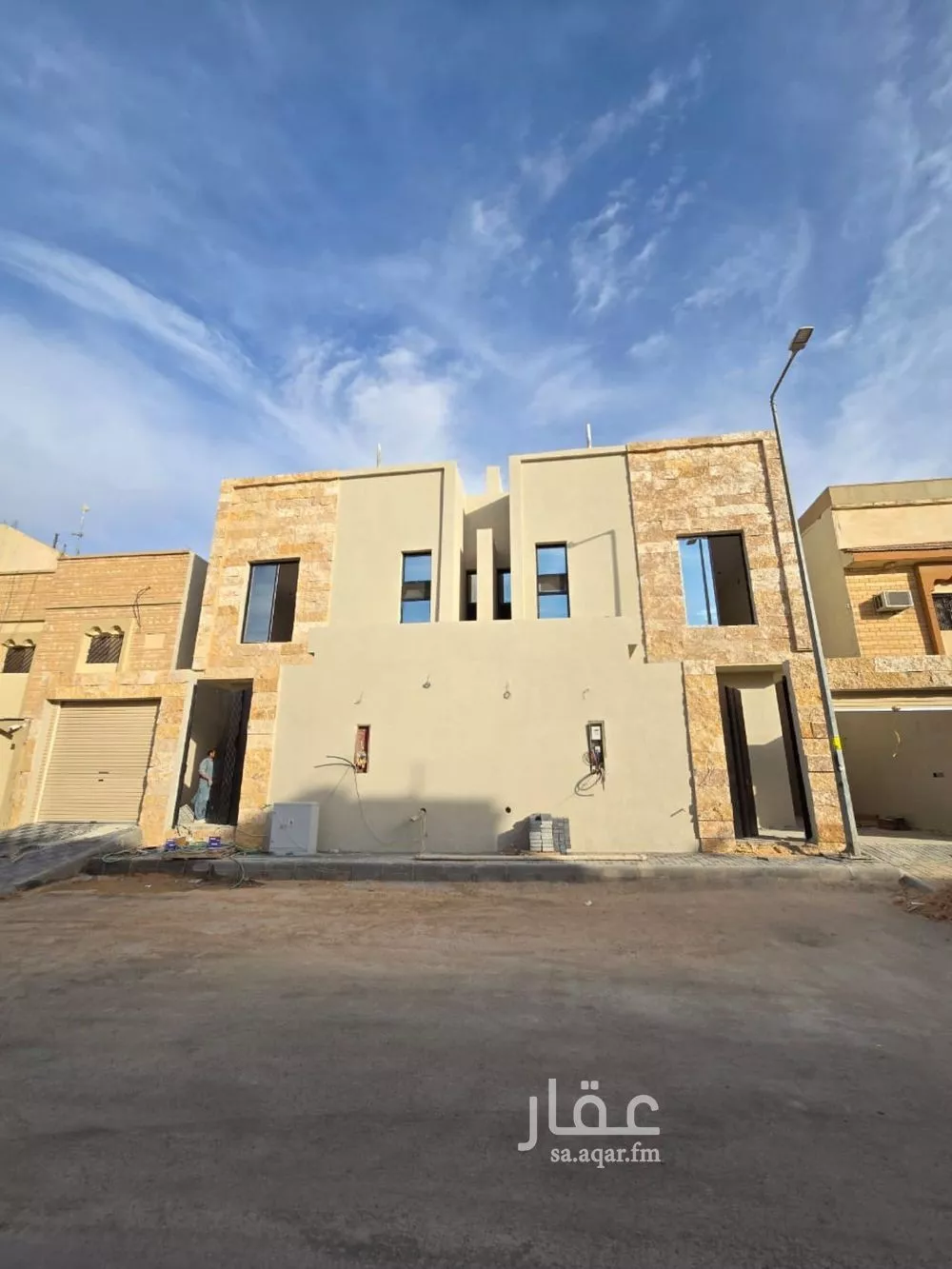 فيلا للبيع في شارع عمر السدوسي, حي العريجاء الغربي, مدينة الرياض, منطقة الرياض 1 صورة