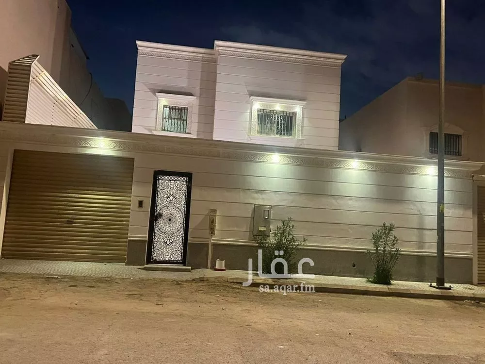 فيلا للبيع في شارع جلال الدين السيوطي, حي العقيق, مدينة الرياض, منطقة الرياض 1 صورة