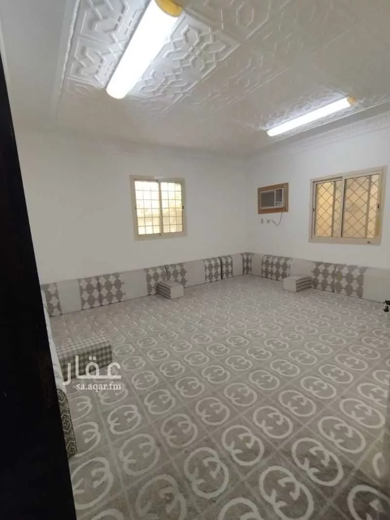 شقة للبيع في شارع المقداد بن الاسود, حي الحمراء, مدينة الجبيل, المنطقة الشرقية 1 صورة