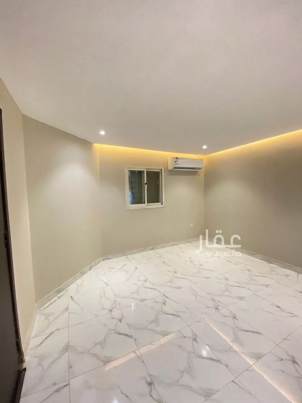 شقة للإيجار في شارع زيد البغدادي, حي الوزارات, مدينة الرياض, منطقة الرياض 1 صورة