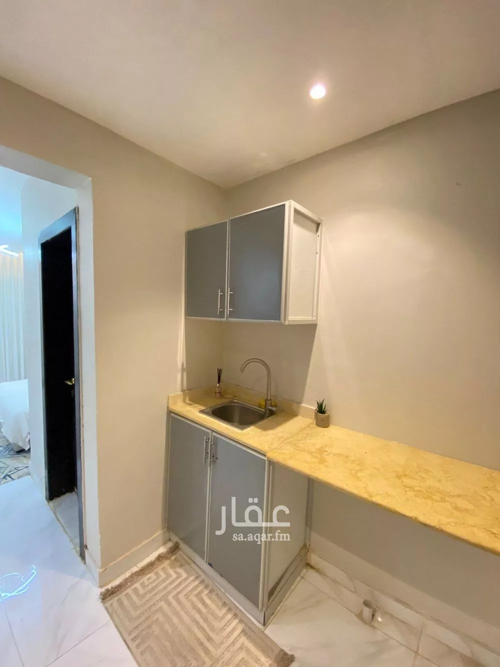 شقة للإيجار في شارع جرير بن عبدالله البجلي, حي مغرزات, مدينة الرياض, منطقة الرياض 1 صورة