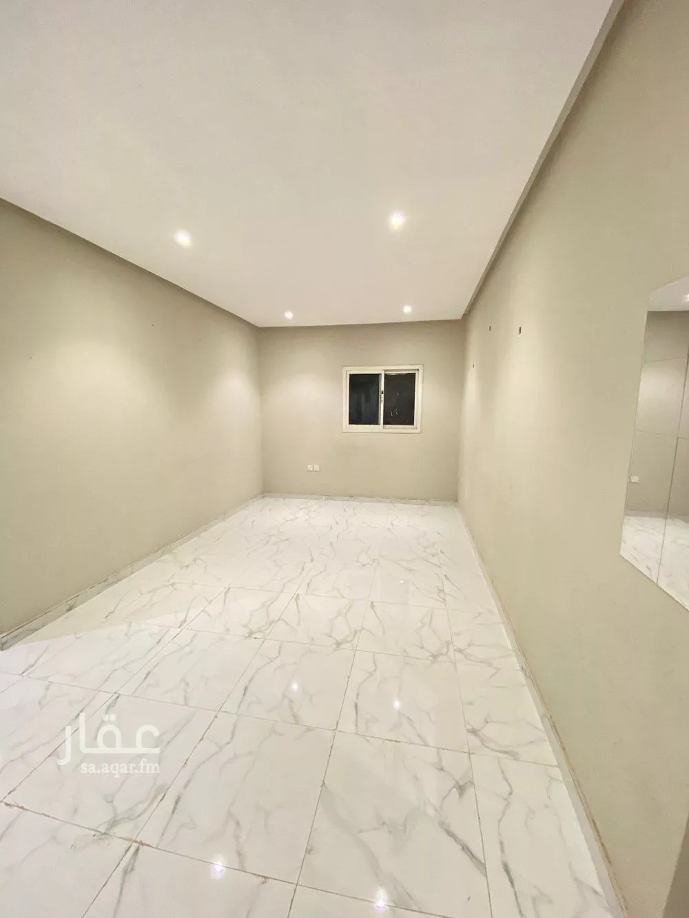 شقة للإيجار في شارع زيد البغدادي, حي الوزارات, مدينة الرياض, منطقة الرياض 1 صورة