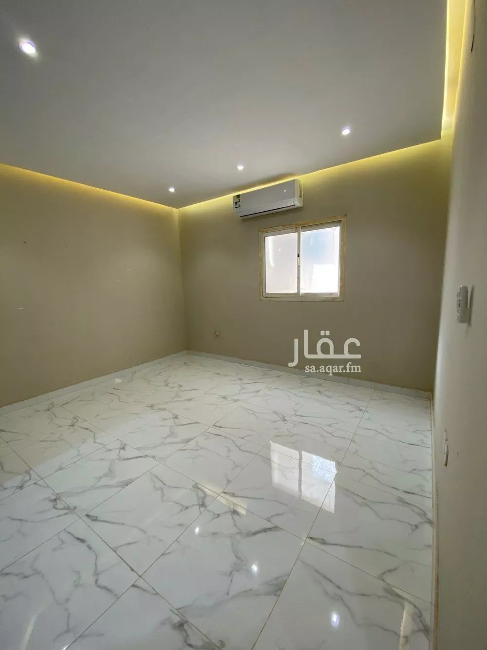 شقة للإيجار في شارع زيد البغدادي, حي الوزارات, مدينة الرياض, منطقة الرياض 1 صورة