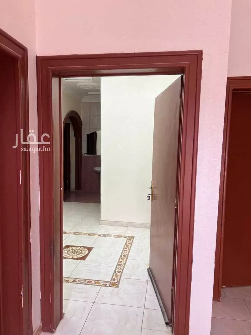 شقة للإيجار في شارع الزبير بن العوام ، حي الملك خالد ، عنيزة ، عنيزة 1 صورة