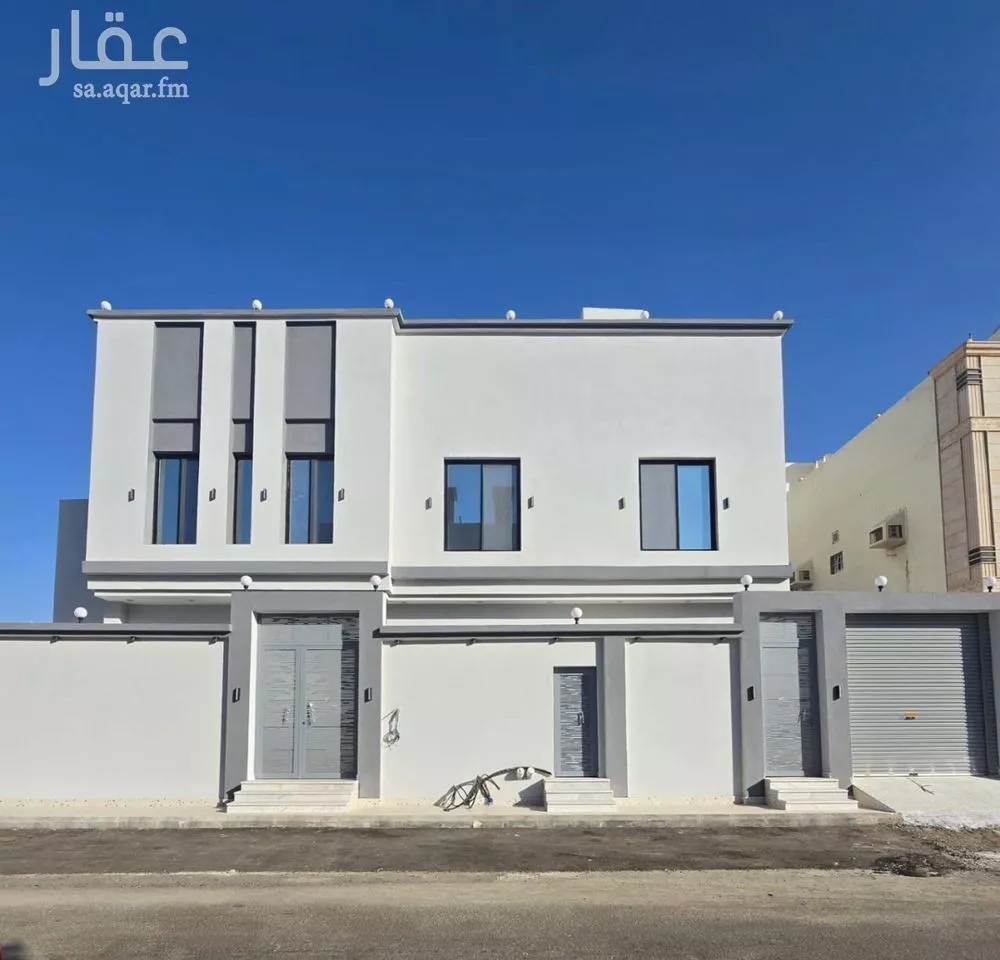 فيلا للبيع في شارع علي حسن الشويطر, حي الفروسية, مدينة جدة, منطقة مكة المكرمة 1 صورة