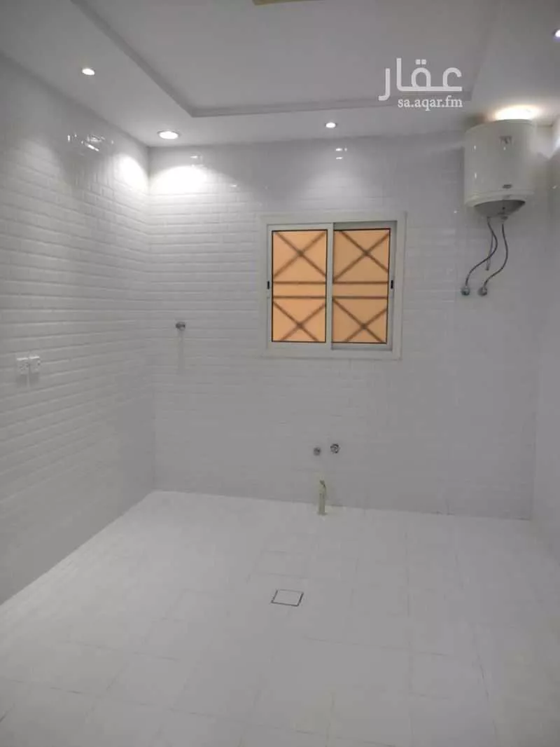 دور للبيع في شارع محمد العامري, حي الرمال, مدينة الرياض, منطقة الرياض 1 صورة