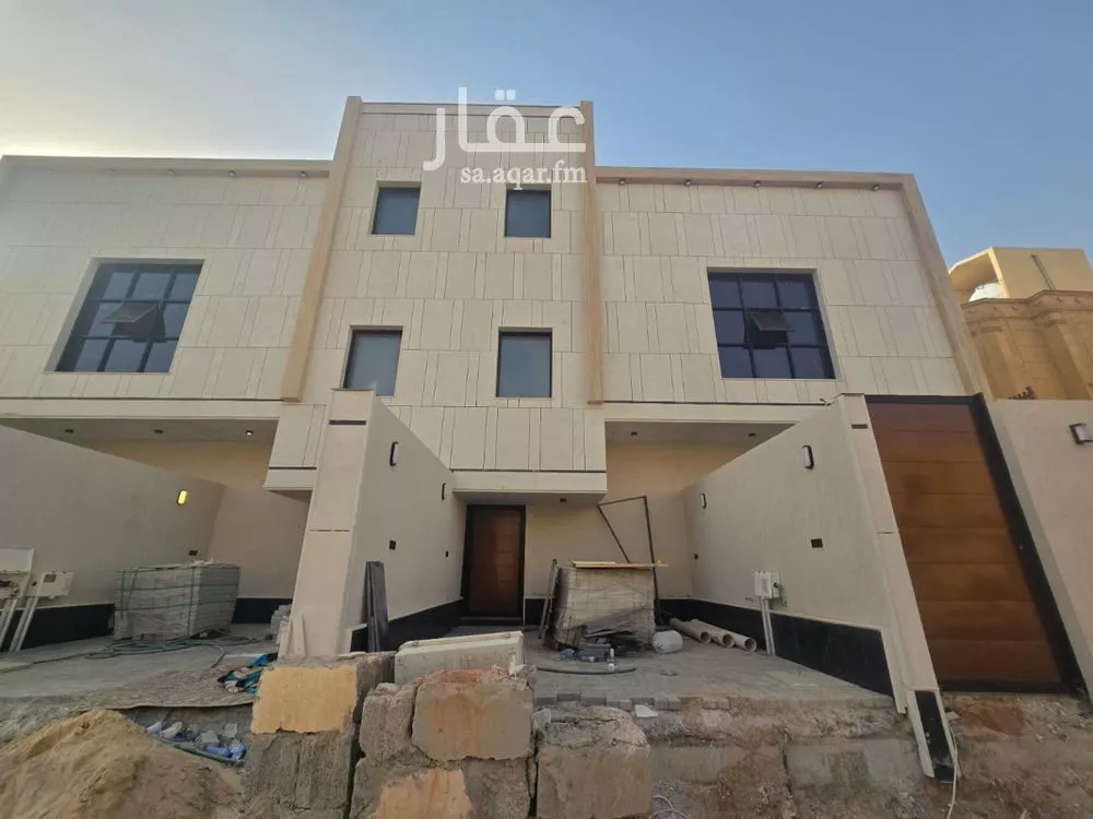 فيلا للبيع في شارع رقم 239, حي المونسية, مدينة الرياض, منطقة الرياض 1 صورة