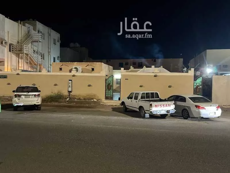 أرض للبيع في شارع بدون, حي الصفاء, مدينة مهد الذهب, منطقة المدينة المنورة 1 صورة