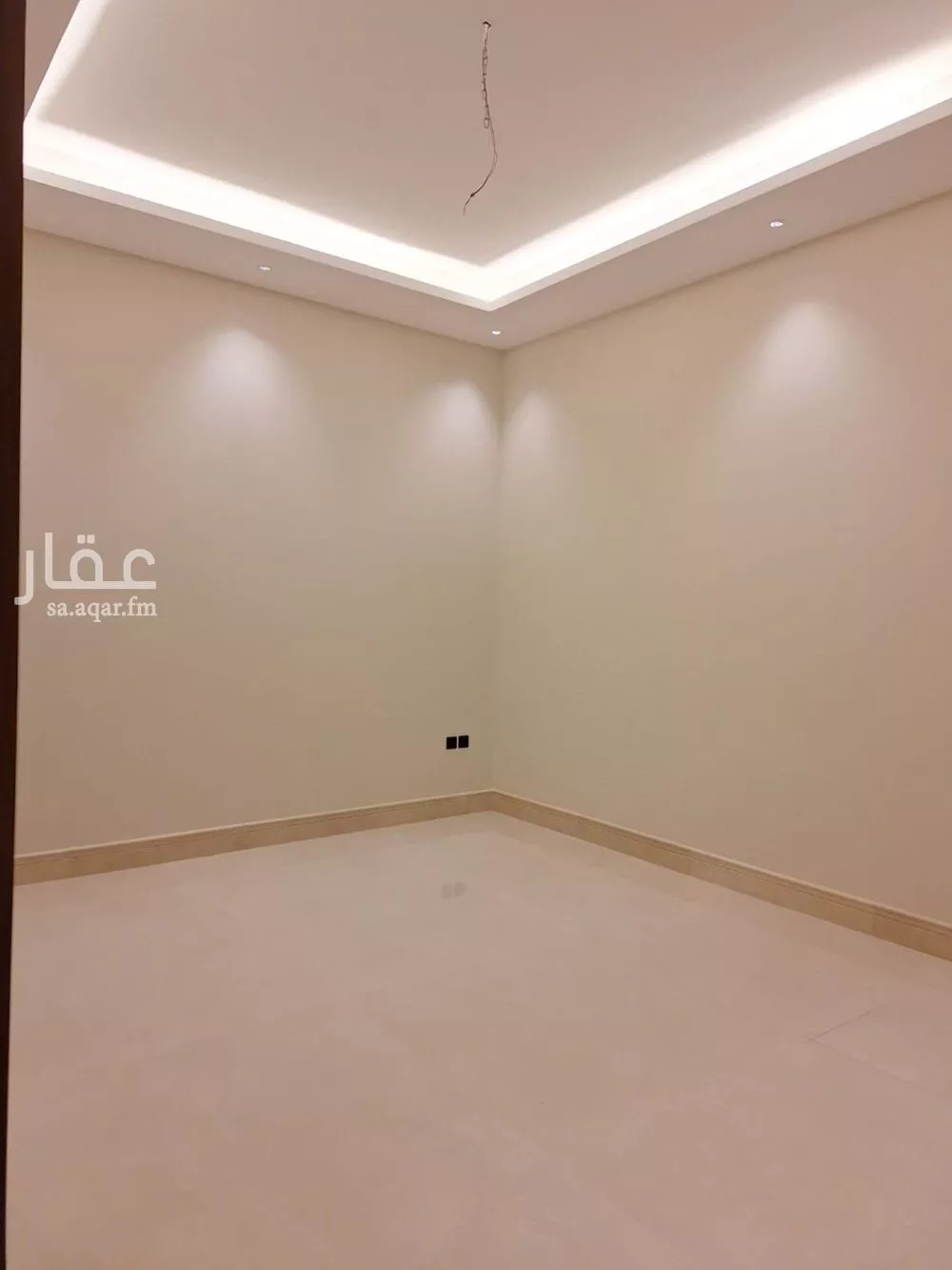 فيلا للبيع في شارع الحلال, حي الملقا, مدينة الرياض, منطقة الرياض 1 صورة