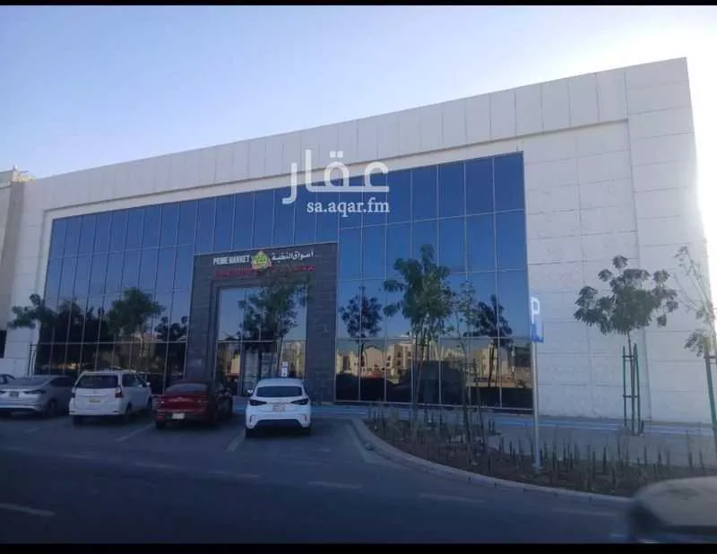 محل للإيجار في شارع طريق الملك عبدالله الفرعي, حي العريض, مدينة المدينة المنورة, منطقة المدينة المنورة 1 صورة