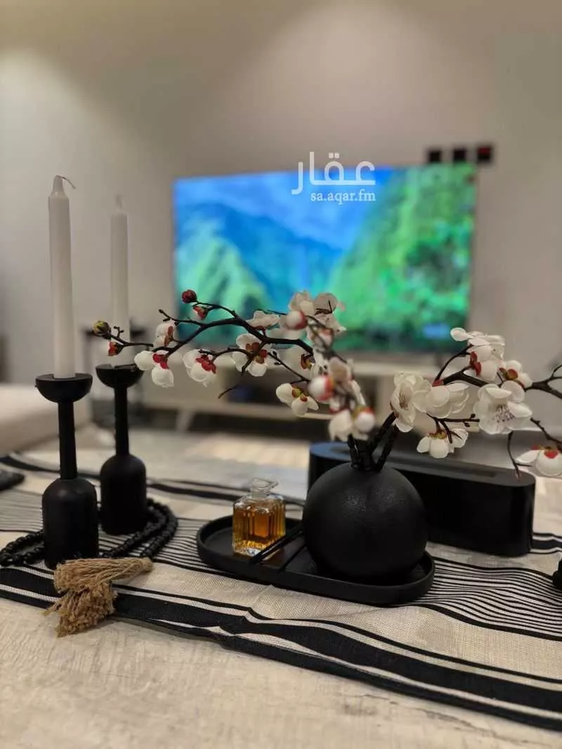 شقة مفروشة للحجز في شارع مدينة الزايد, حي العقيق, الرياض 1 صورة