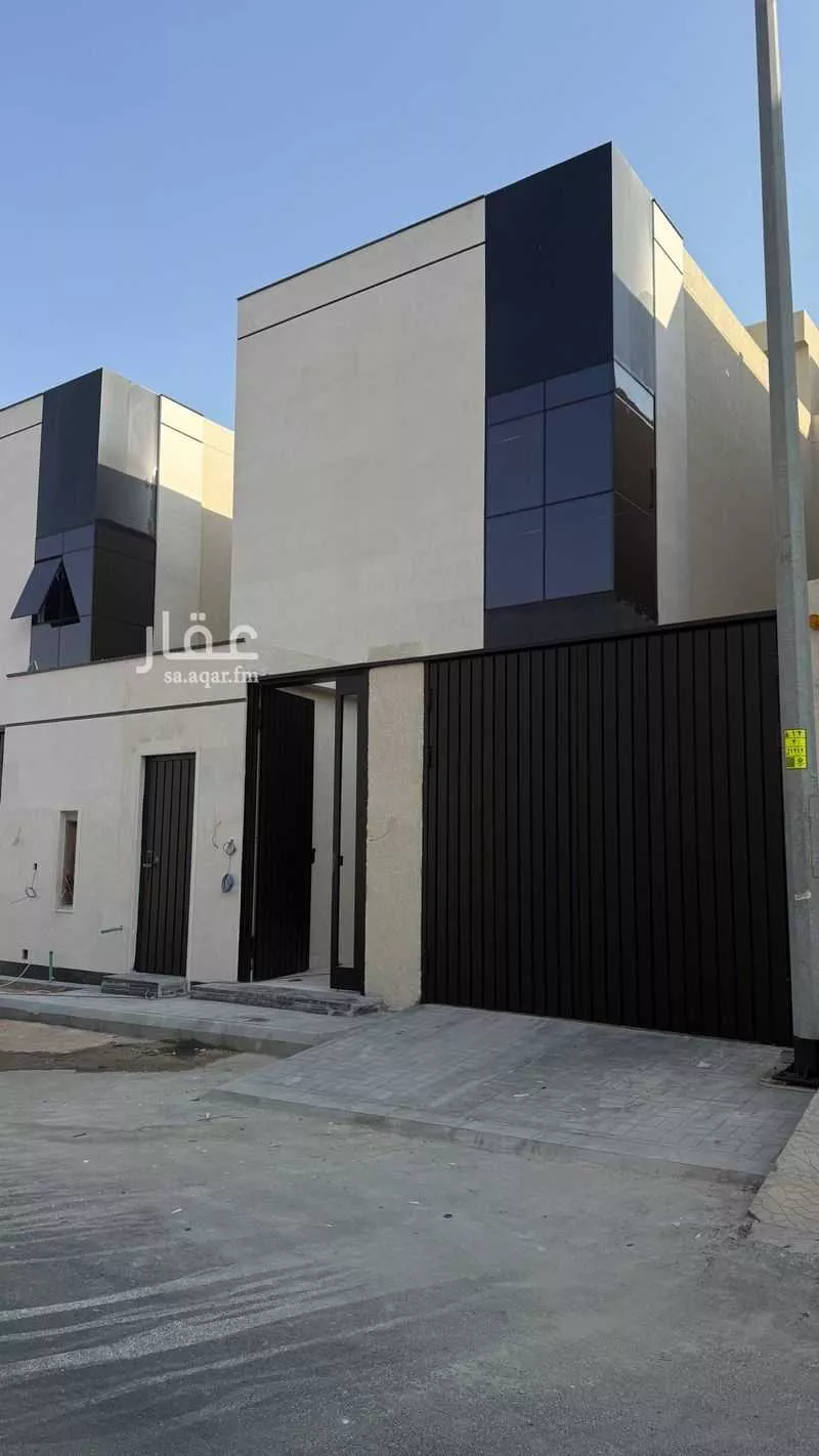 فيلا للبيع في شارع عبدالرحمن بخش, حي النرجس, مدينة الرياض, منطقة الرياض 1 صورة