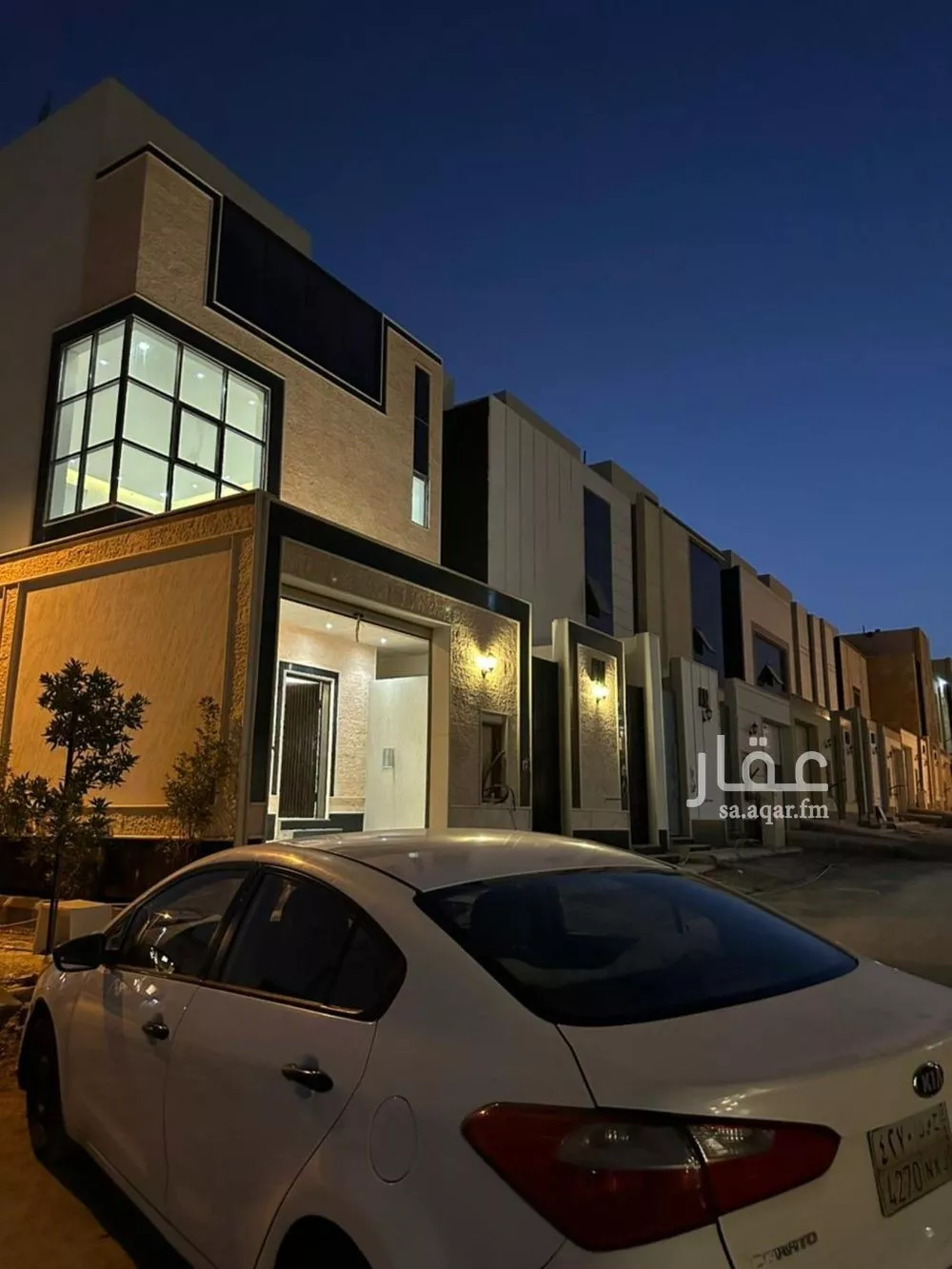 فيلا للبيع في شارع عمر الصفار, حي المرجان, مدينة الرياض, منطقة الرياض 1 صورة