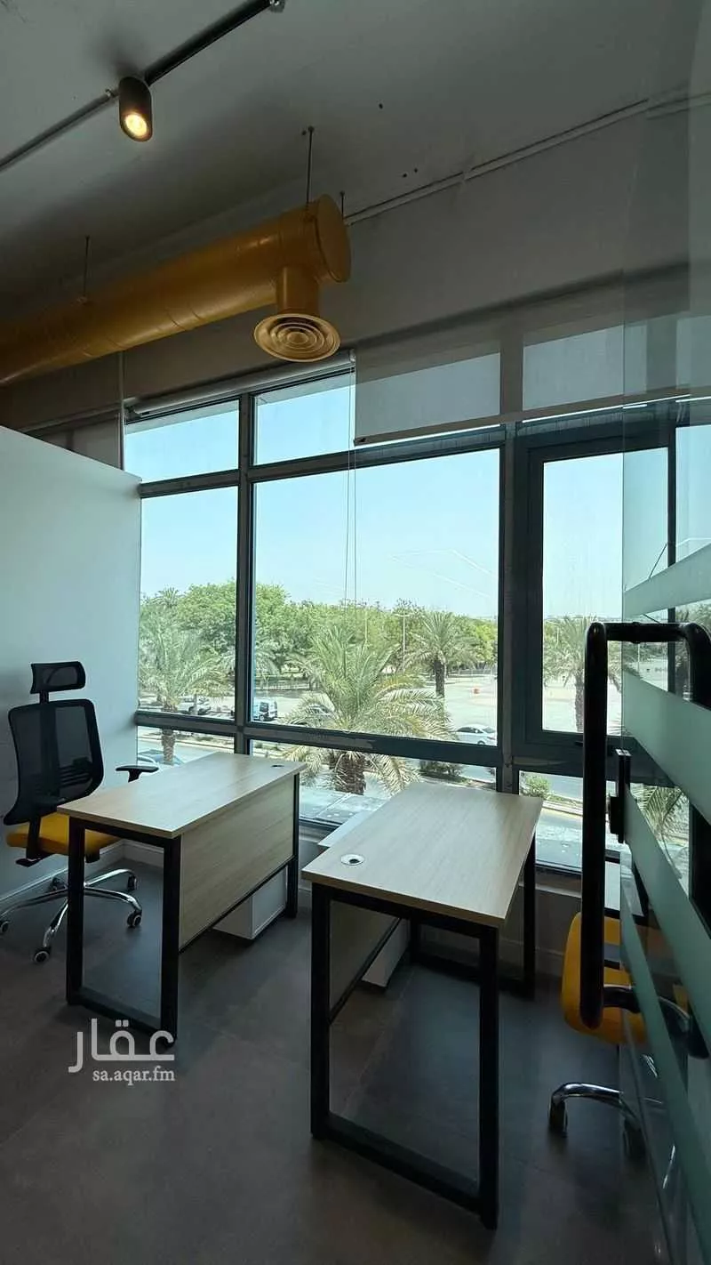 مكتب تجاري للإيجار في شارع صيدا, حي الدريهمية, مدينة الرياض, منطقة الرياض 1 صورة
