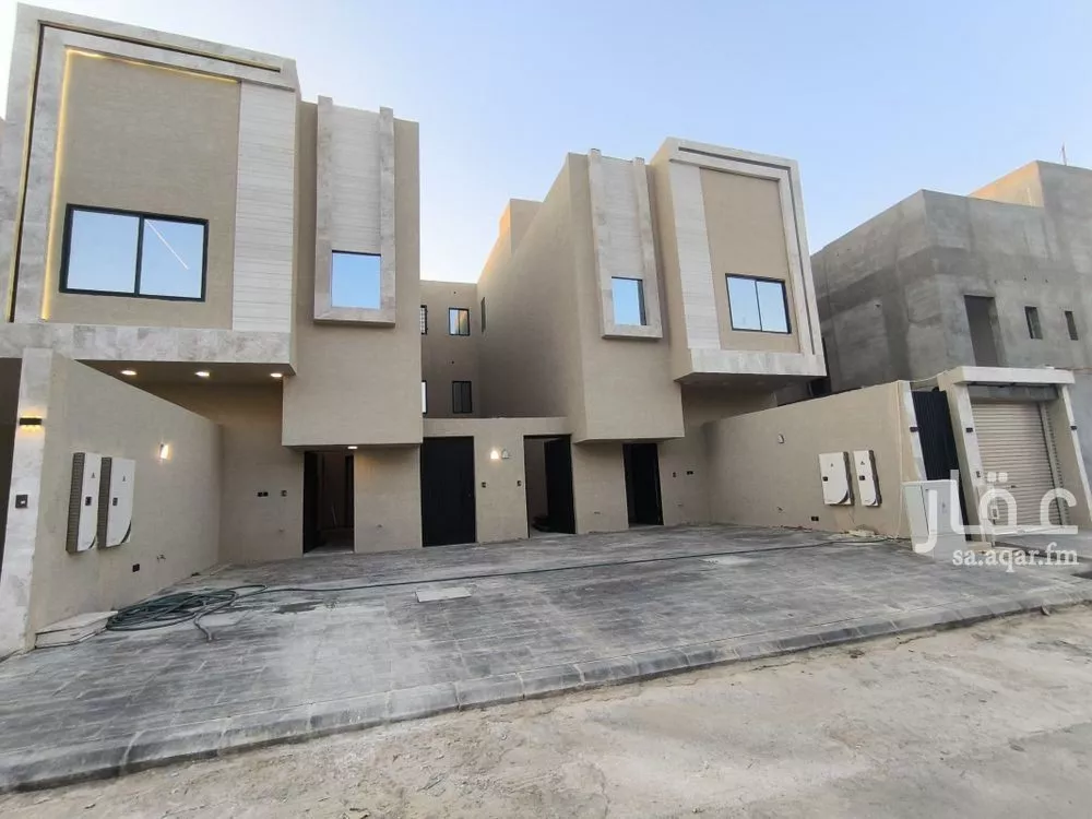 دور للبيع في شارع أبي محمد بن الزوال, حي عكاظ, مدينة الرياض, منطقة الرياض 1 صورة